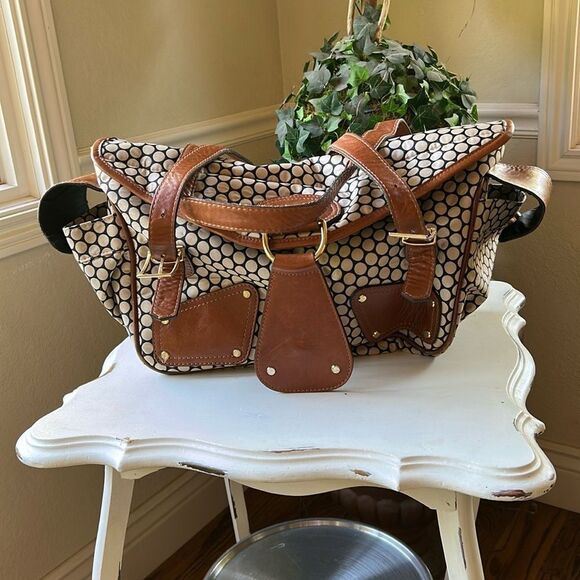 Miabossi Glam Chic Designer Baby Bag In Disguise / Travel / Weekender / Bag - Picture 2 of 12